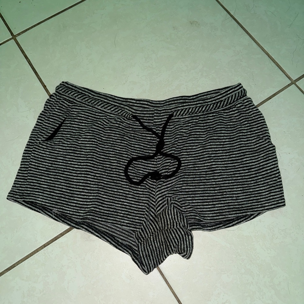 O'Neill Black and Gray Striped Apparel